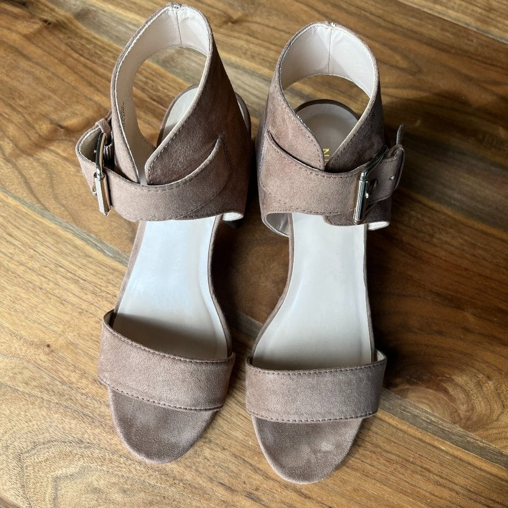 Nine West 3" block Girtelo Block Heel sandal